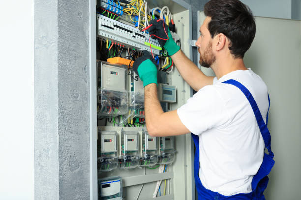  Jewett City, CT Electrician Pros